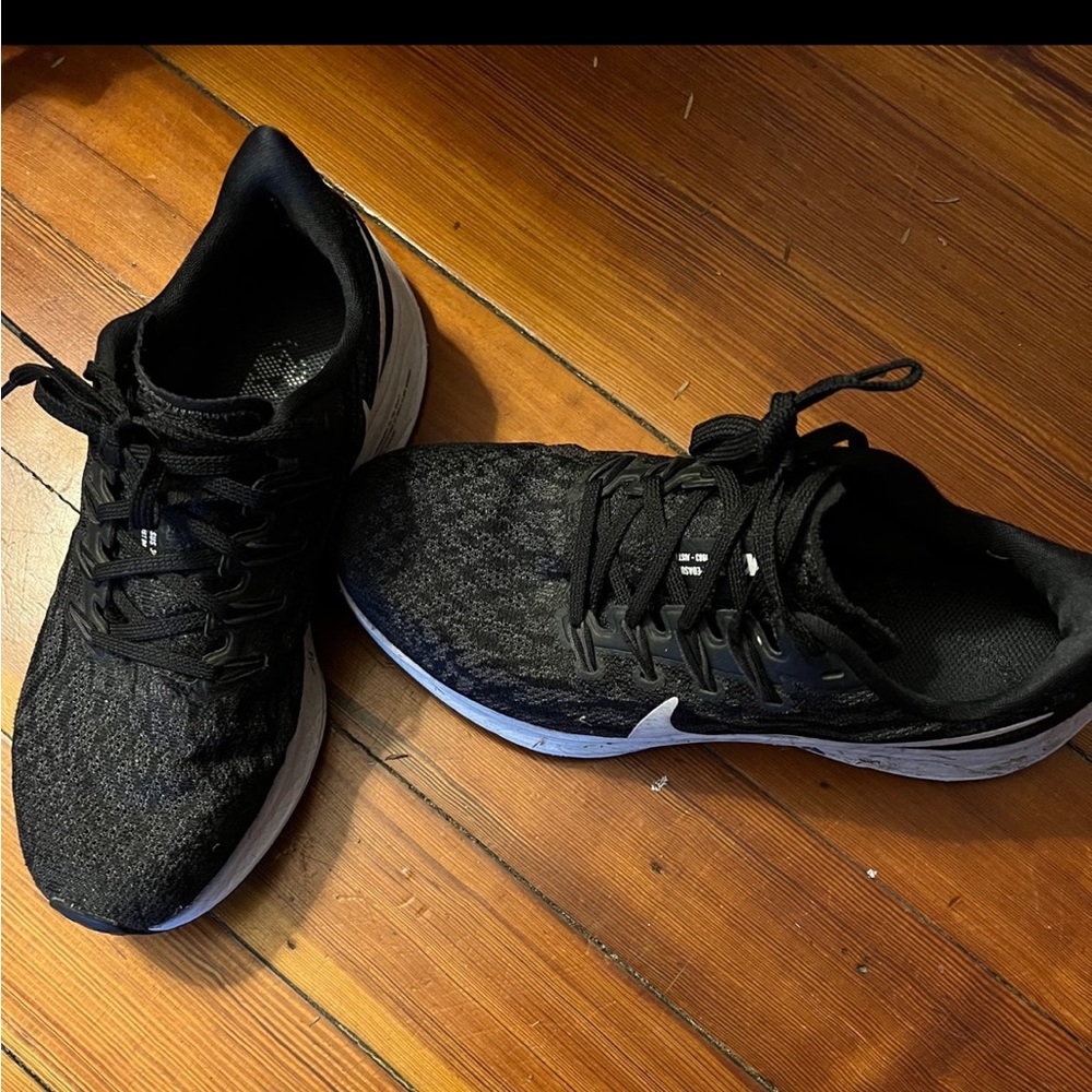 Nike Pegasus Women’s Size 8